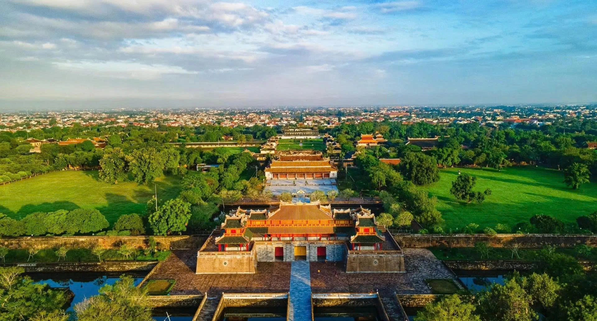 Encantos de Vietnam y Camboya